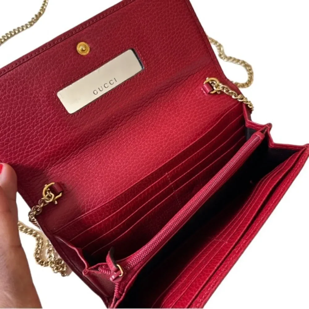 GUCCI GG Marmont Leather Wallet on Chain in Red